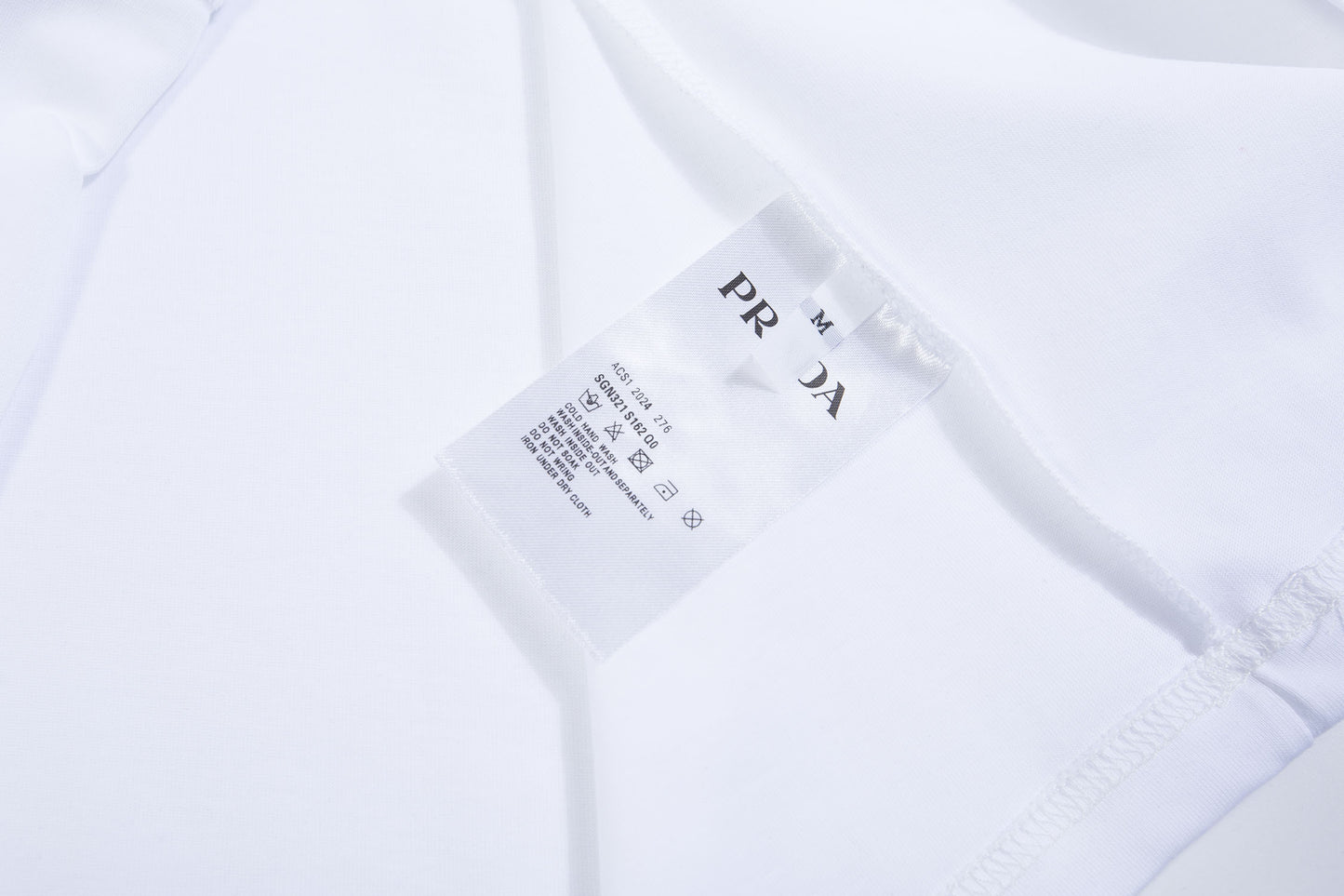 145RP198UDE Stylish T-shirt