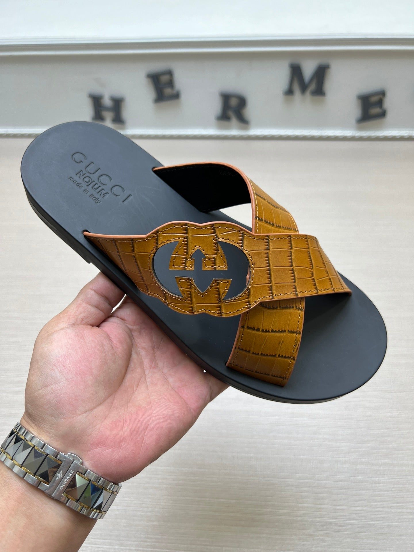 54B12ZDE Stylish slippers