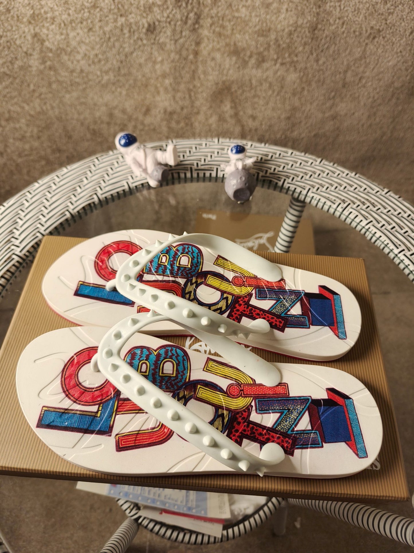 J4A12ZDE Stylish Slippers