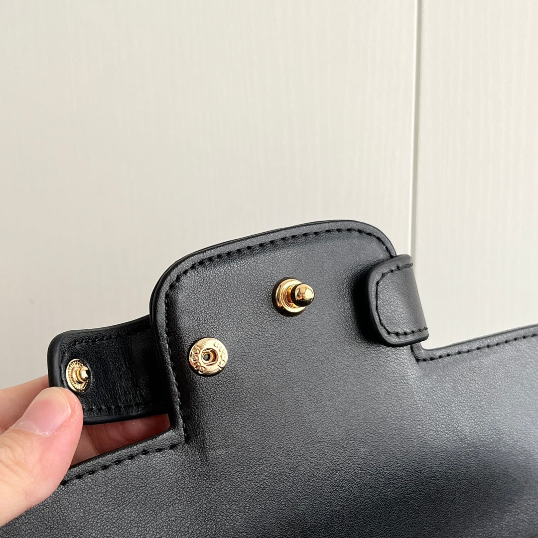 1XB55BDE Stylish leather bag