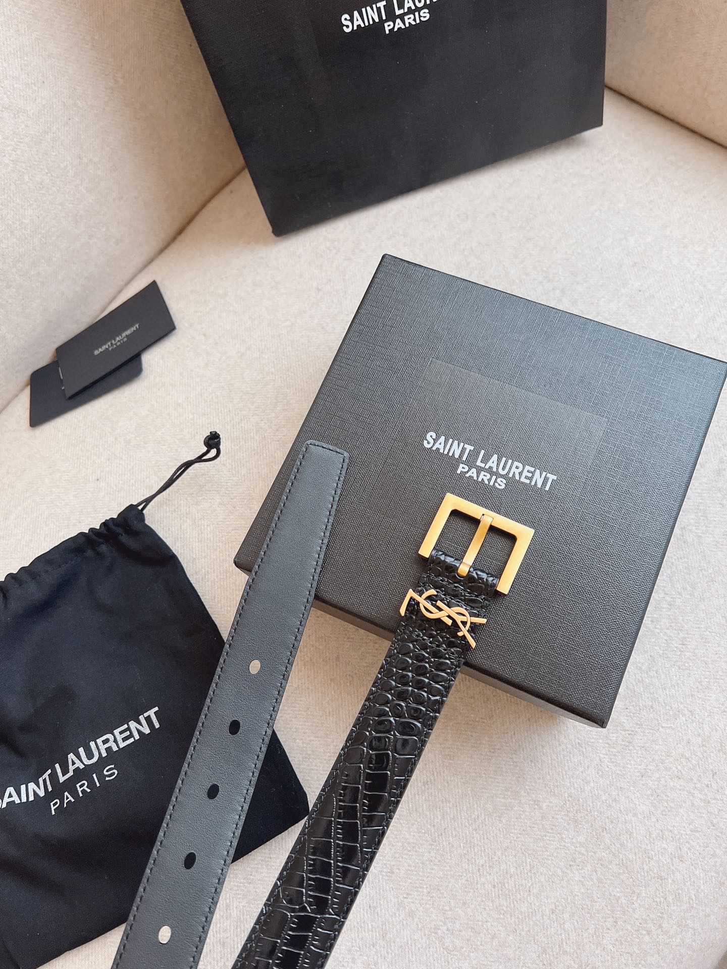 155RSL225PDE Stylish  High quality belt With full package