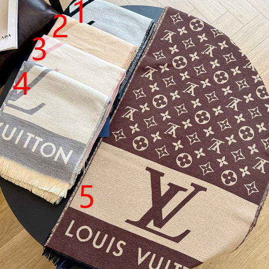 175RE40WDE Stylish Winter Scarves