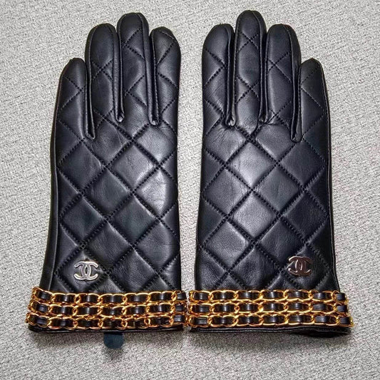 24C78SDE Stylish gloves