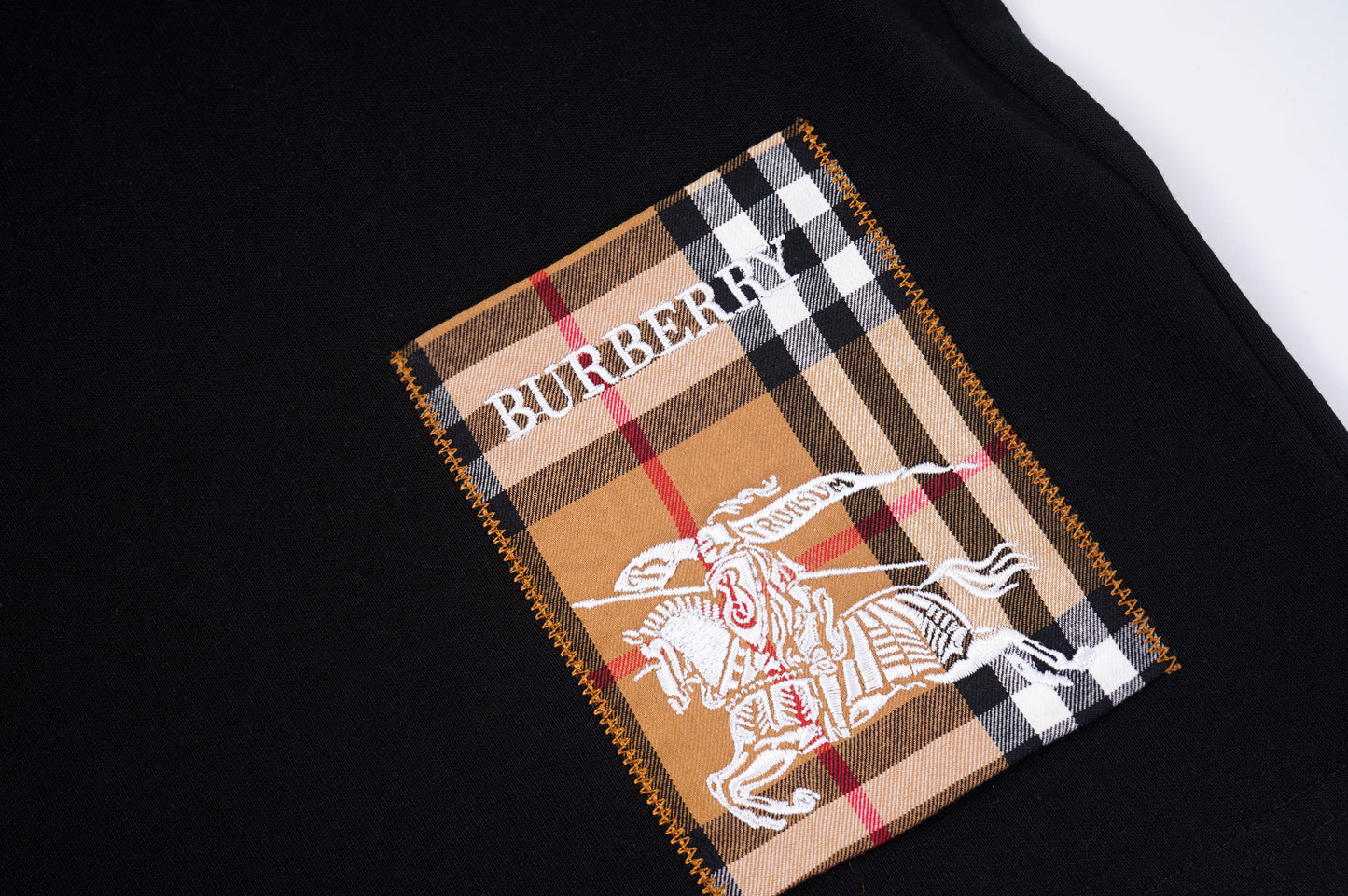125WR25UDE Stylish T-shirts