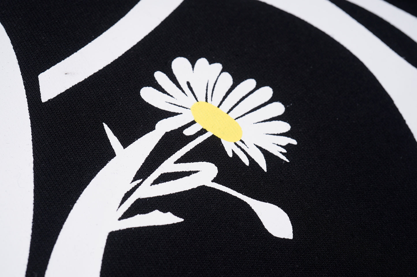 125WR30UDE Stylish T-shirts
