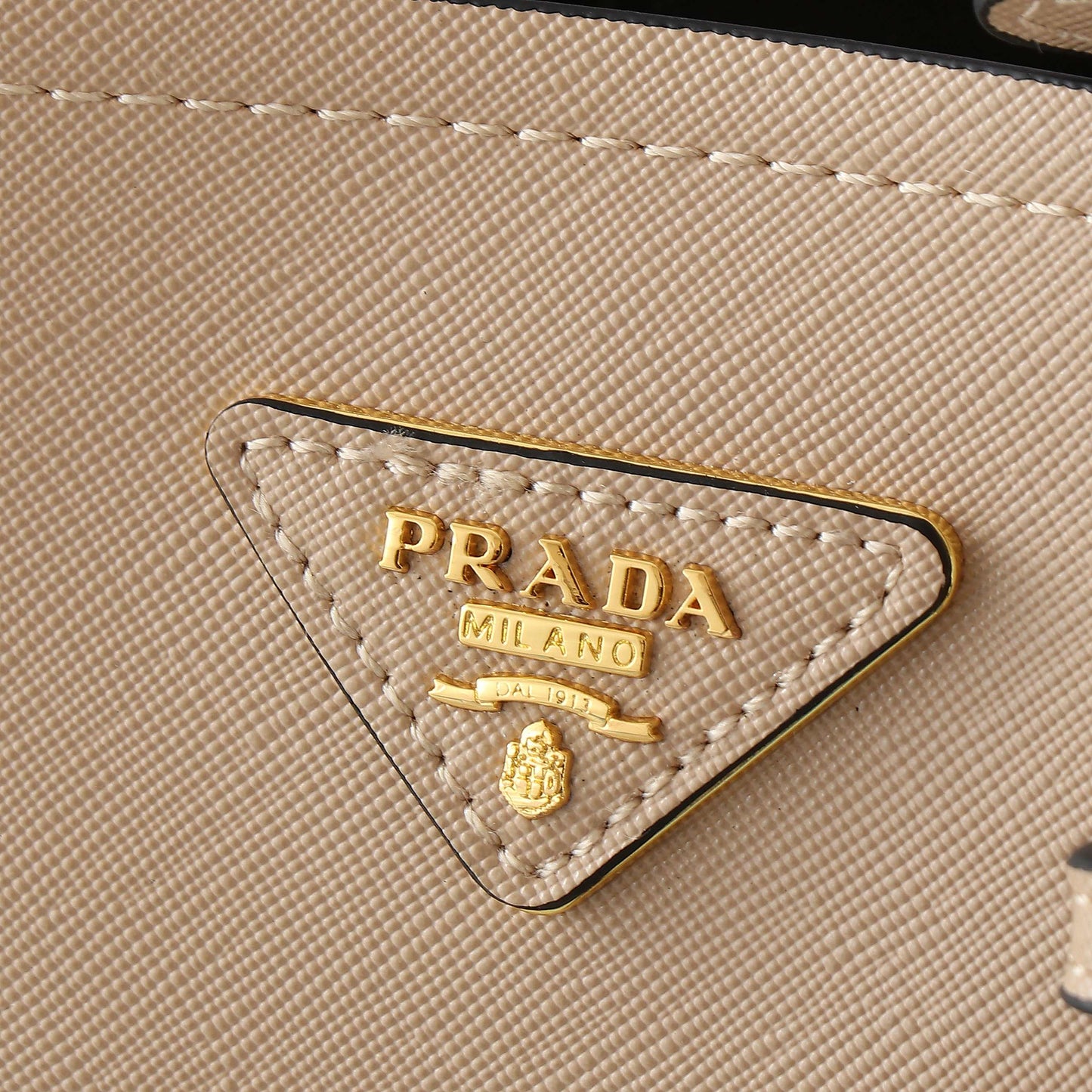 1WP102BDE Stylish leather bag