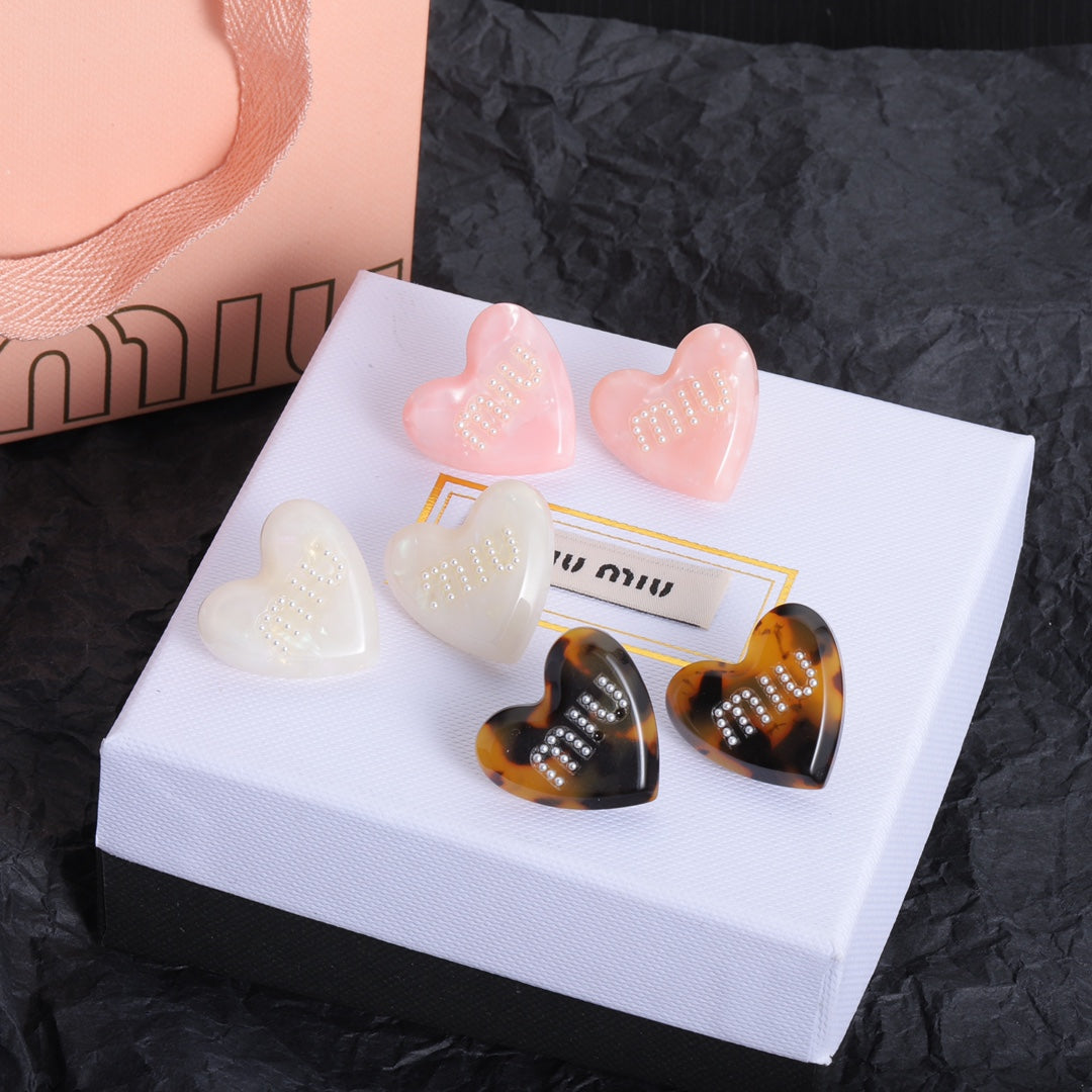 14A522EDE Stylish Earrings