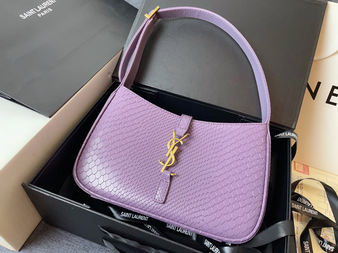 4XSL29BDE Stylish leather bag 