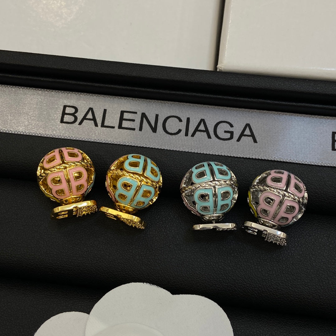 1YJ438EDE Stylish Earrings