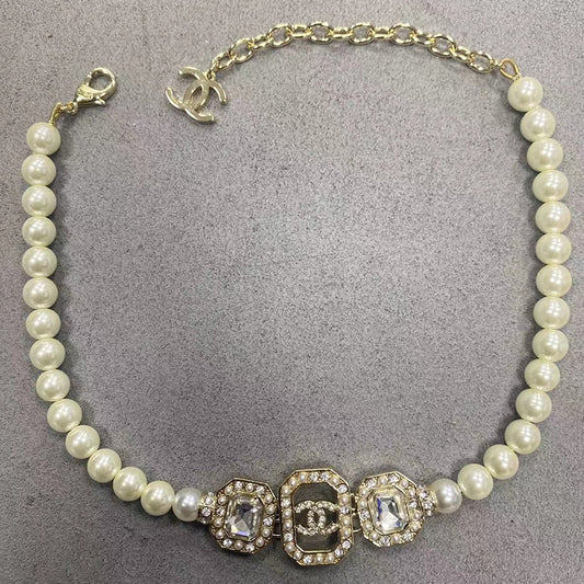14C924XDE Stylish Necklaces