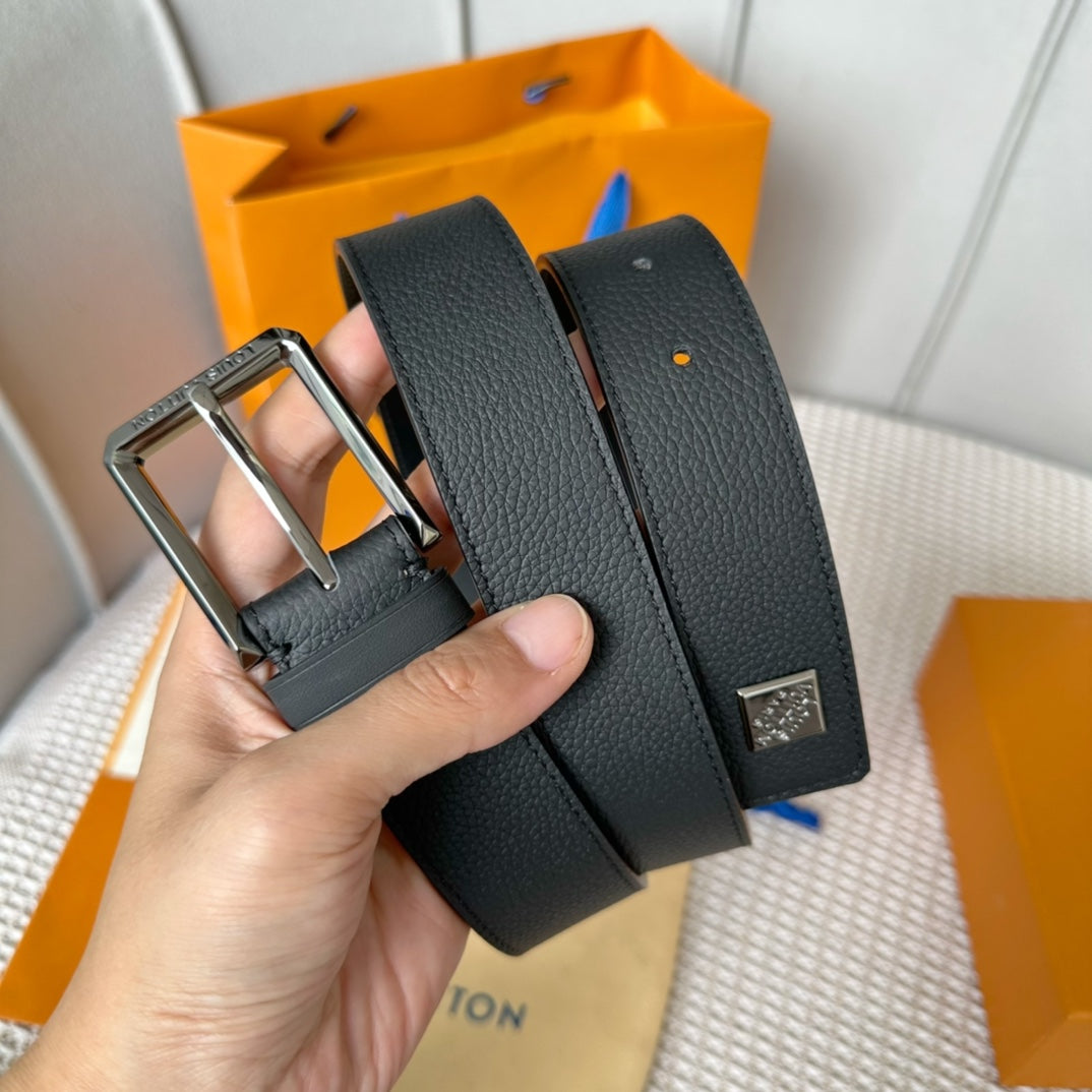 14E63PDE Stylish  High quality belt With full package