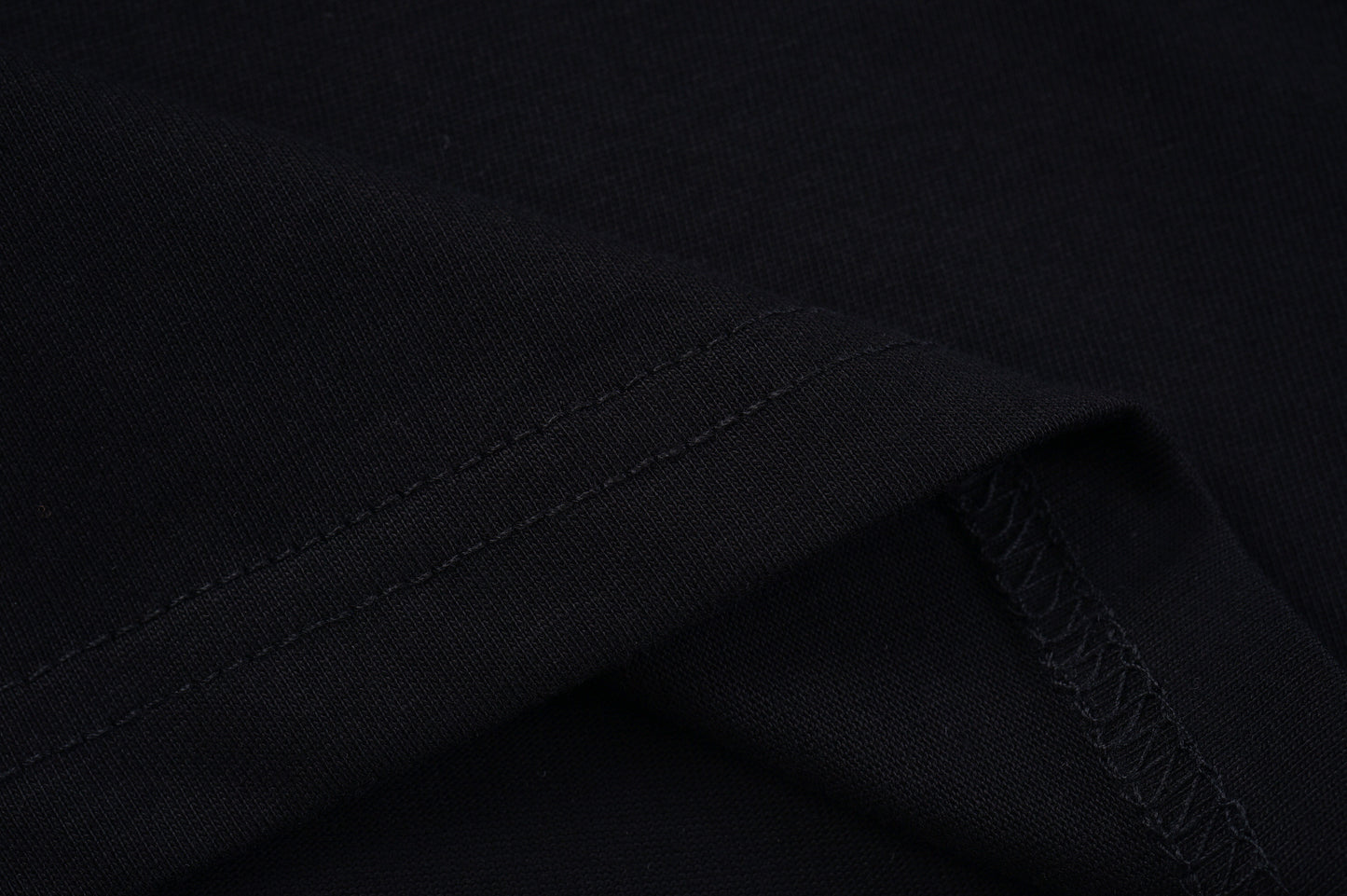 1ZJ540UDE Stylish T-shirts
