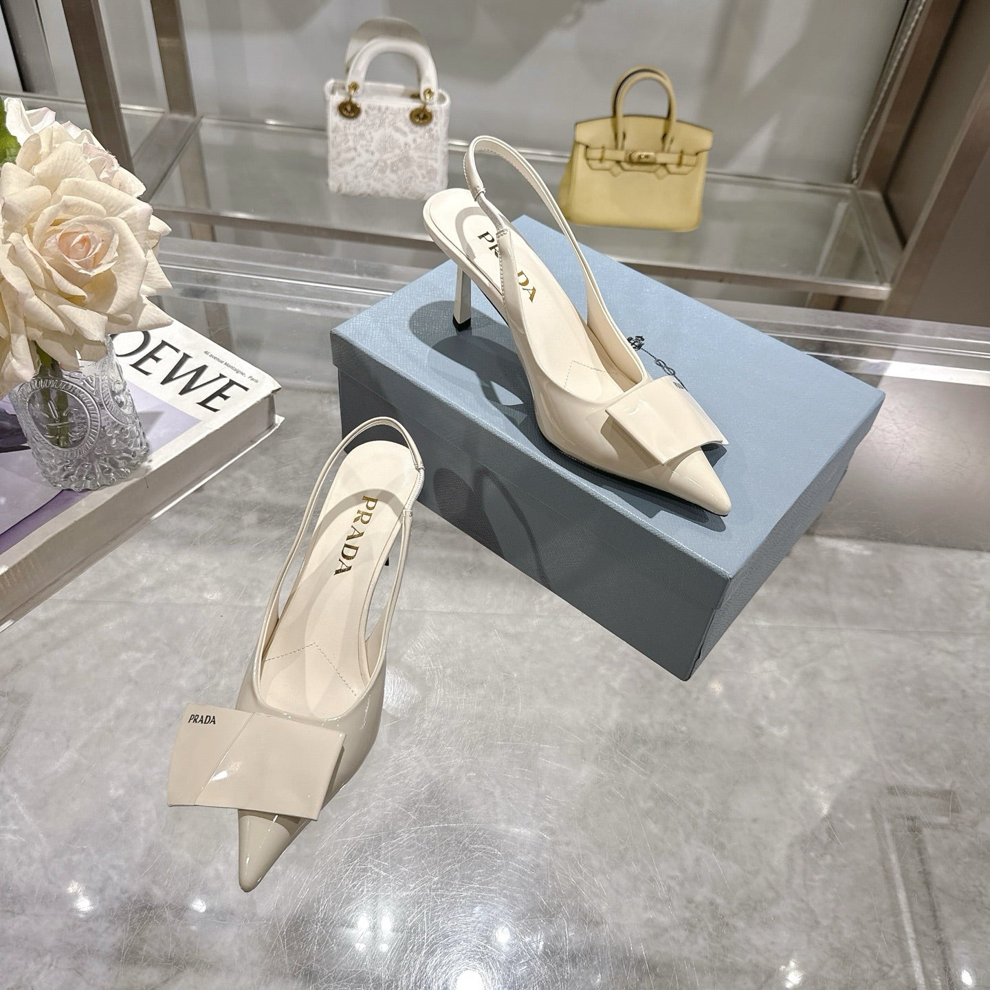 255QP41ZDE Stylish leather High heels