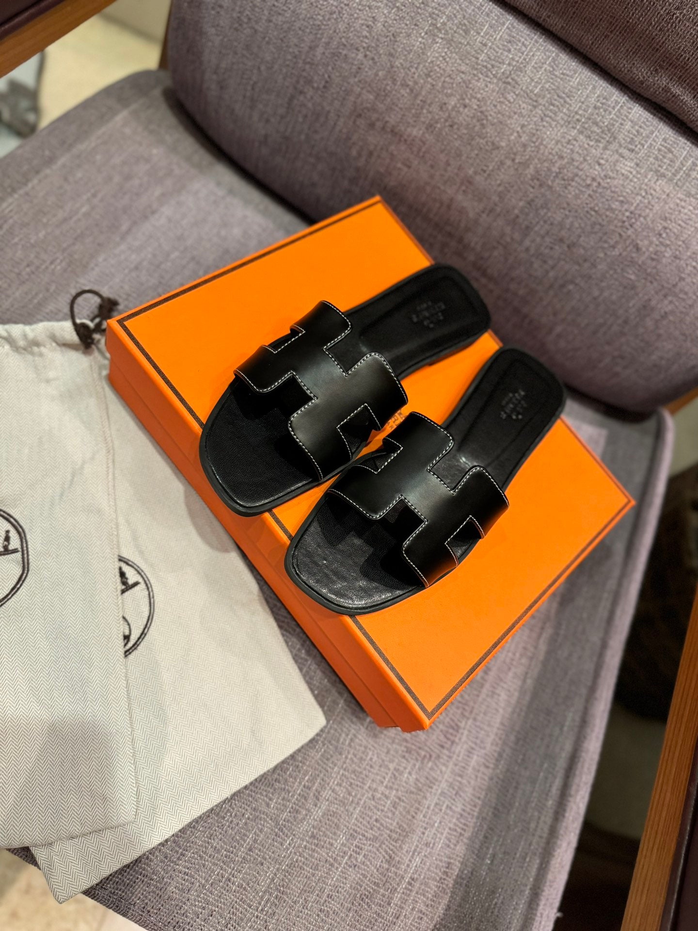 155ZH309ZDE Stylish Slippers