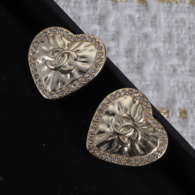 14C13EDE Stylish Earrings