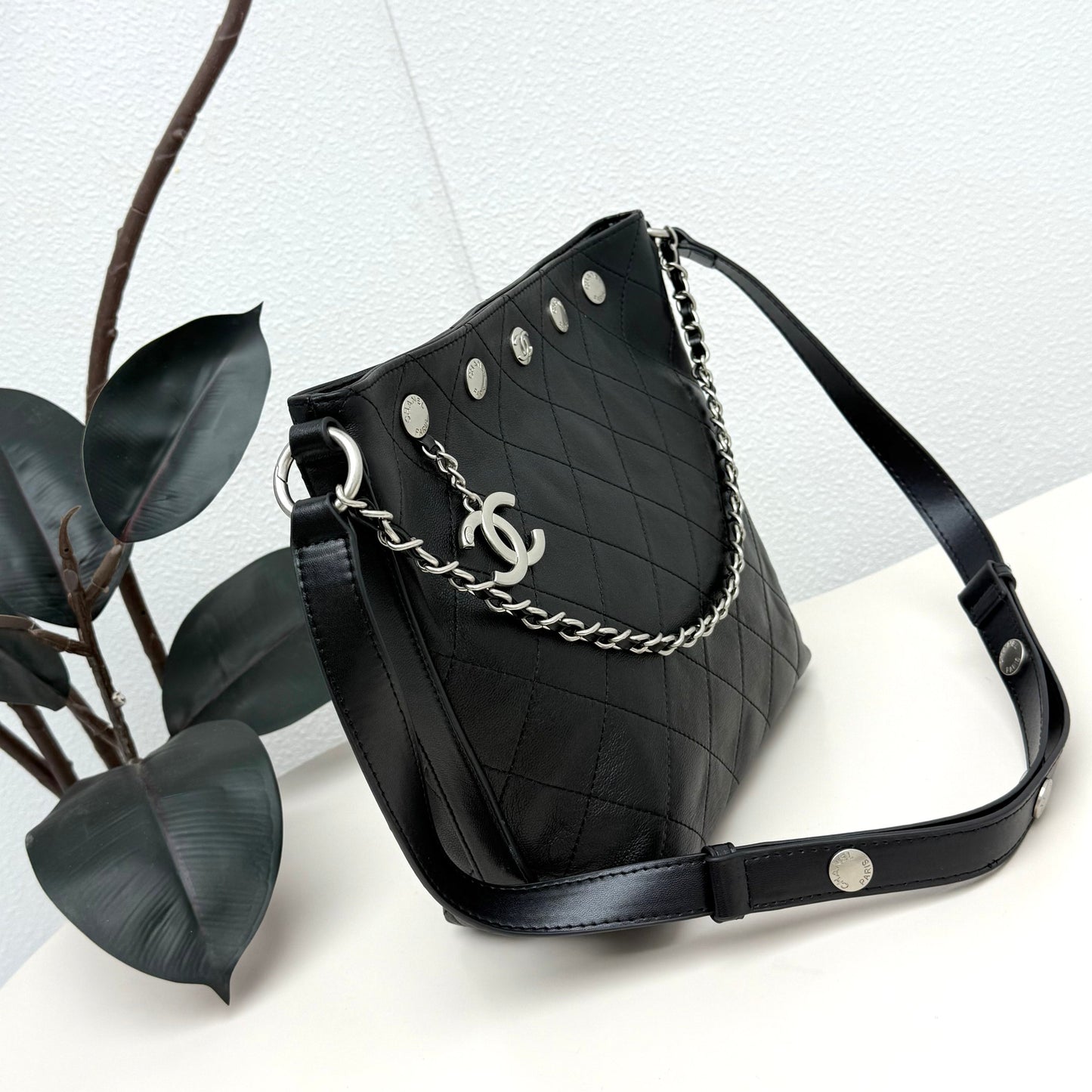 155NC68BDE Stylish leather bag