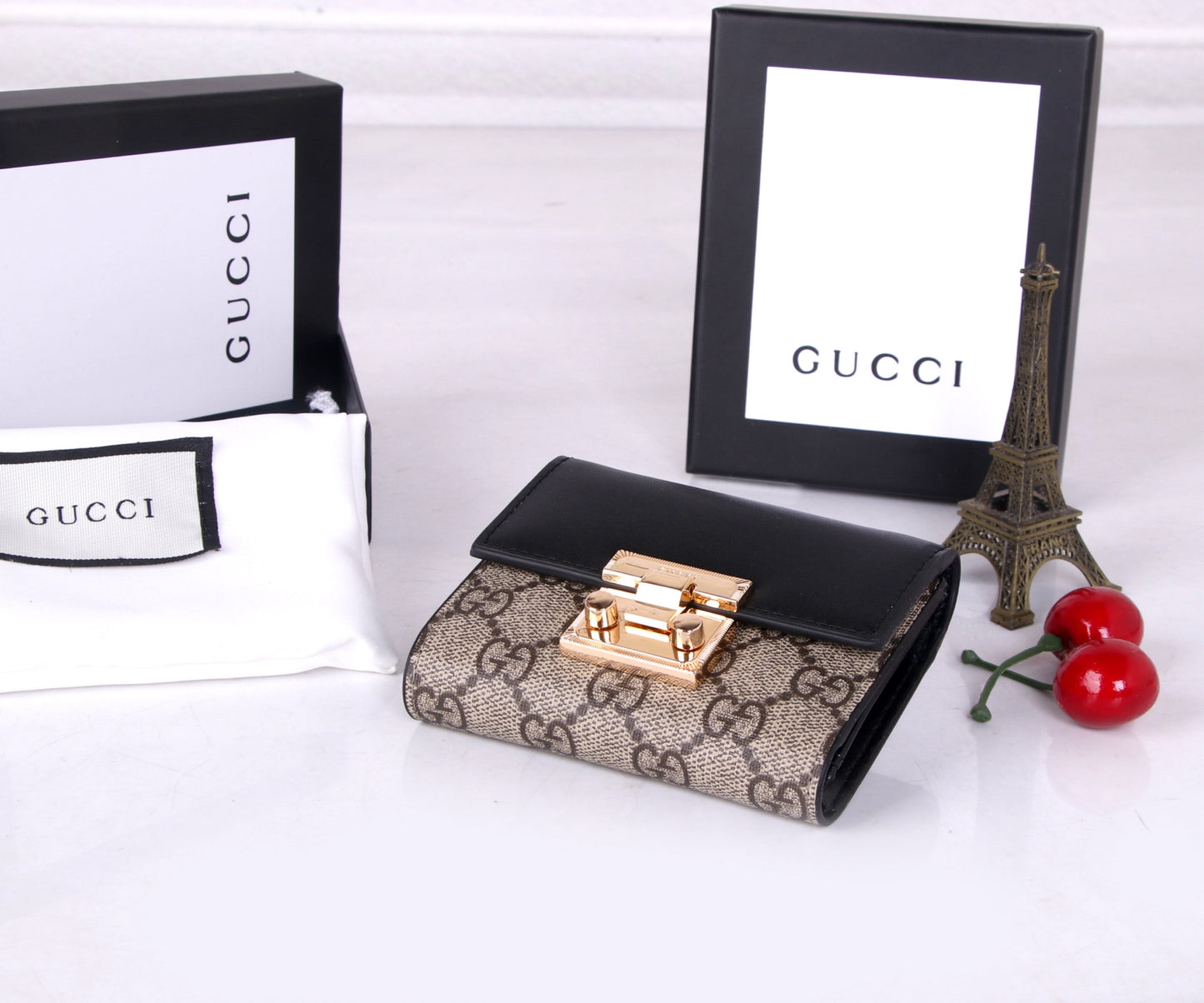 1WB57BDE Stylish leather bag