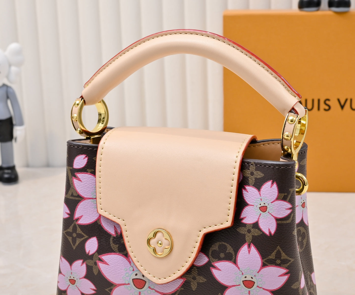 155NE42BDE Stylish leather bag