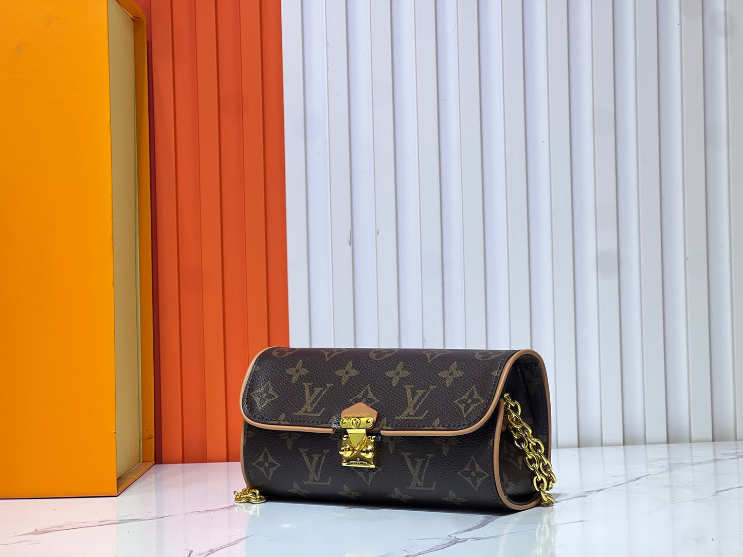 2WE6BDE Stylish leather bag