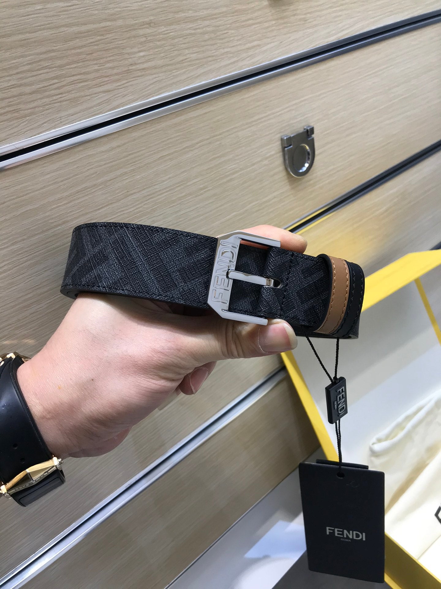 14F78PDE Stylish  High quality belt With full package