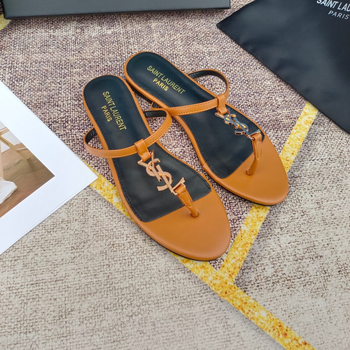 14SL44ZDE Stylish sandals