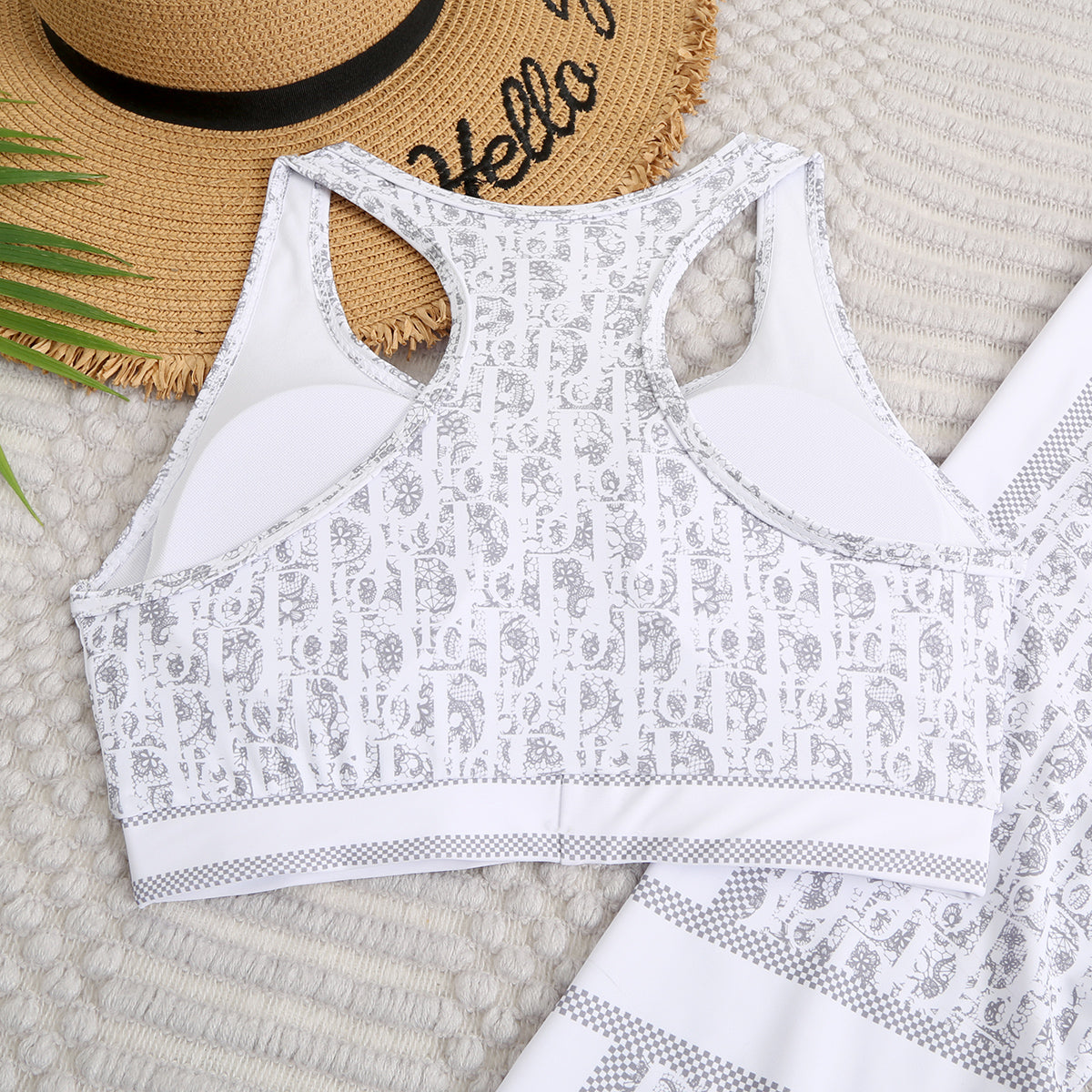 14D70YDE Stylish Long sleeve swimsuit