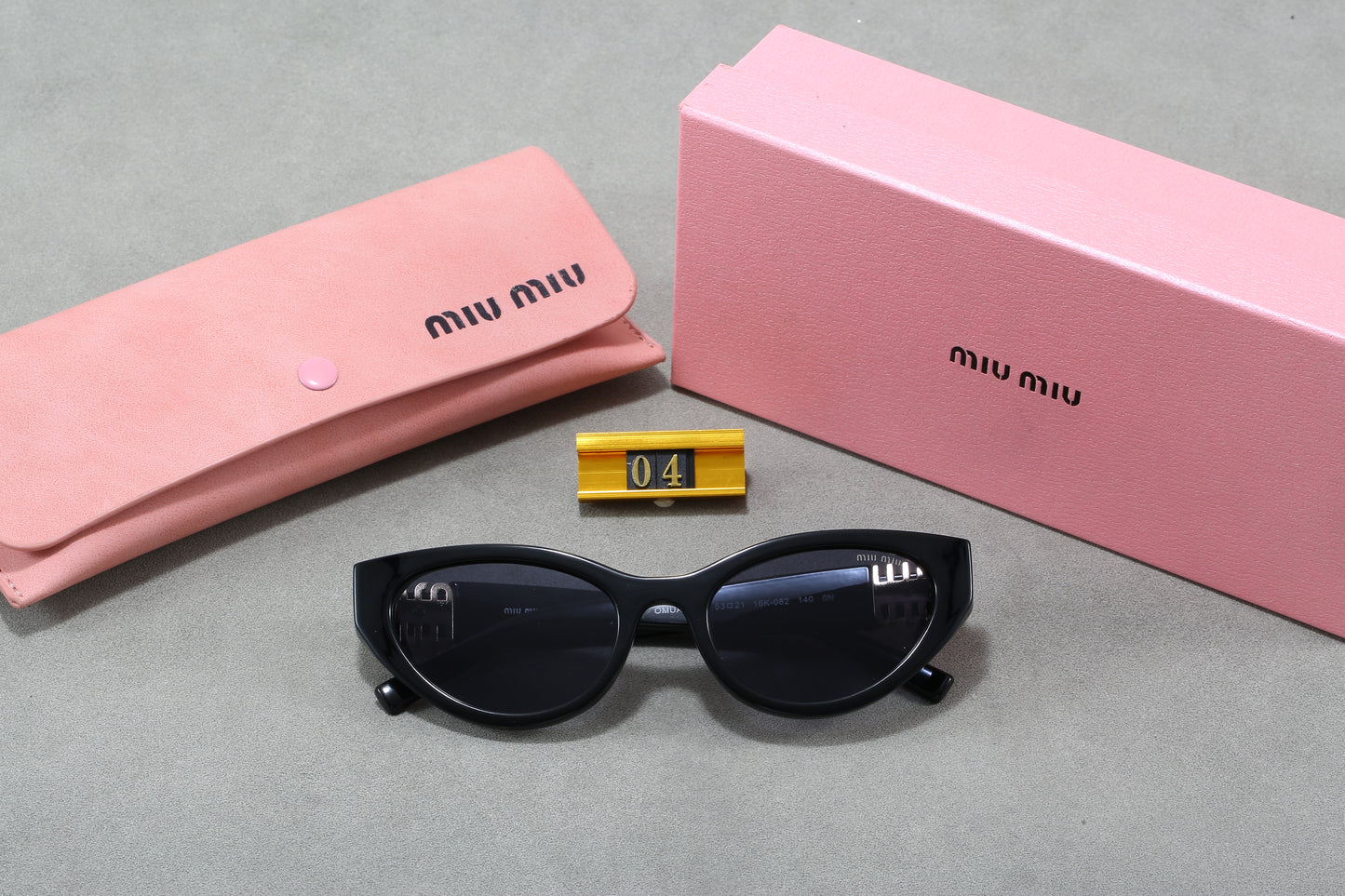 385RA22TDE Stylish  Sunglasses