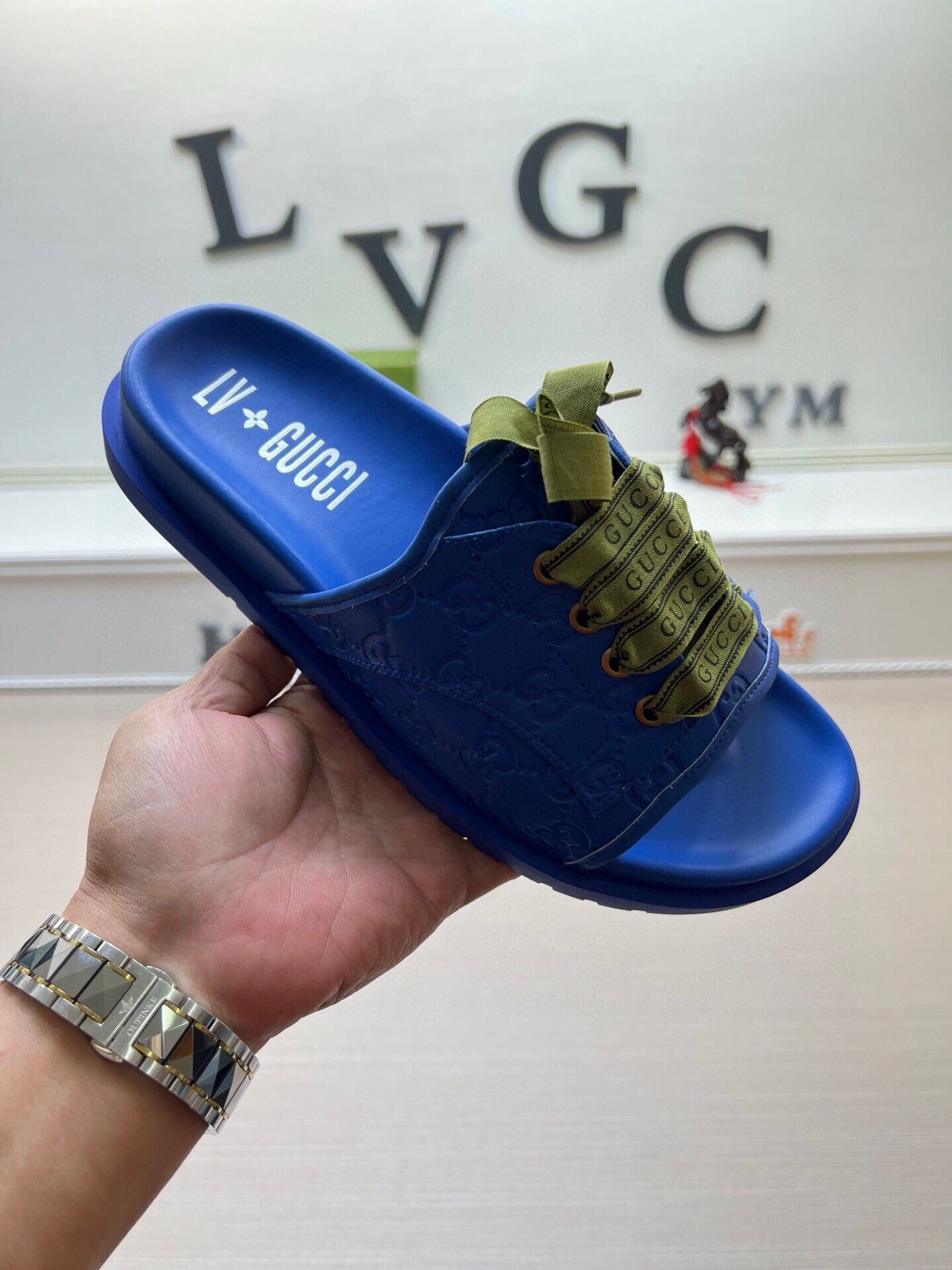 5WB242ZDE Stylish Slippers