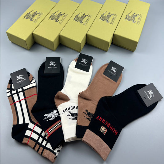 235QR67SDE Stylish socks(5 pairs )