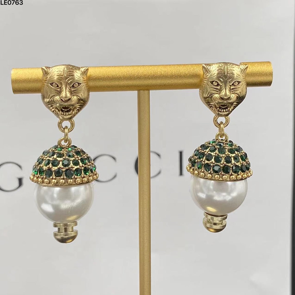 1YB356EDE Stylish Earrings