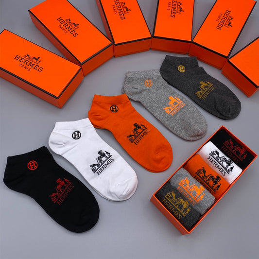 235QH3SDE Stylish socks(5 pairs )