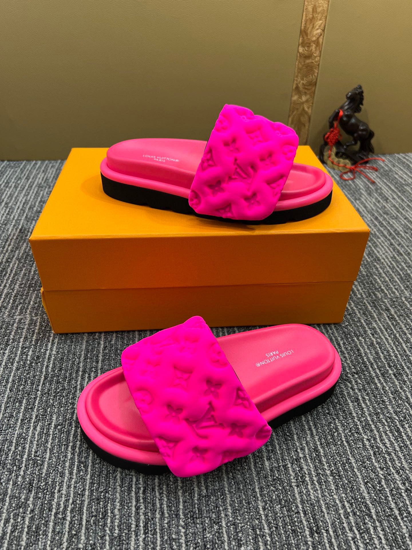 5XE119ZDE Stylish leather quality Slippers