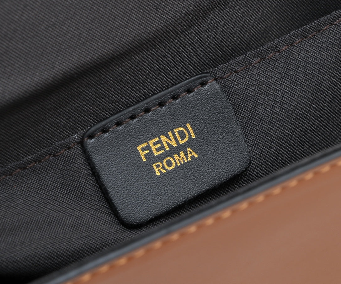 4XF9BDE Stylish leather bag 