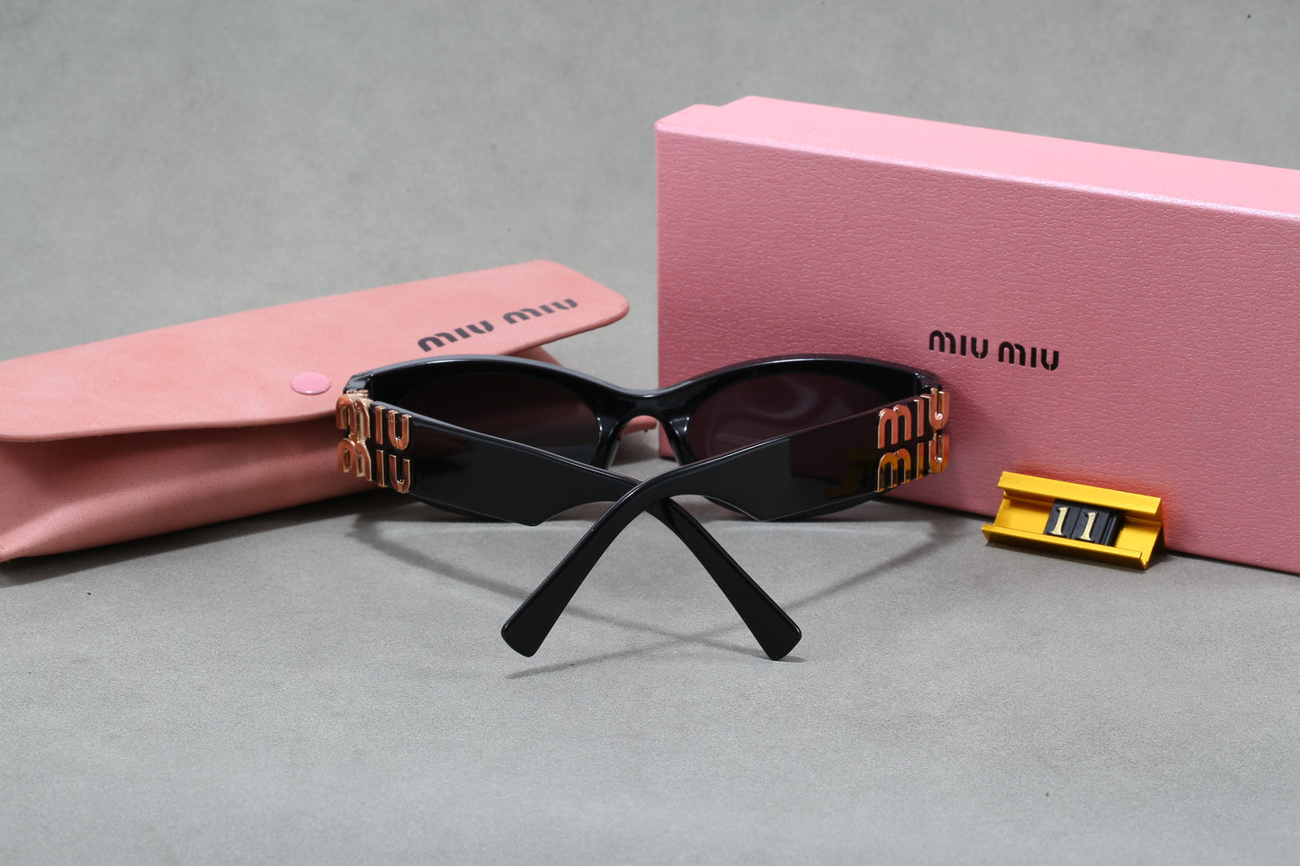 385RA24TDE Stylish Sunglasses
