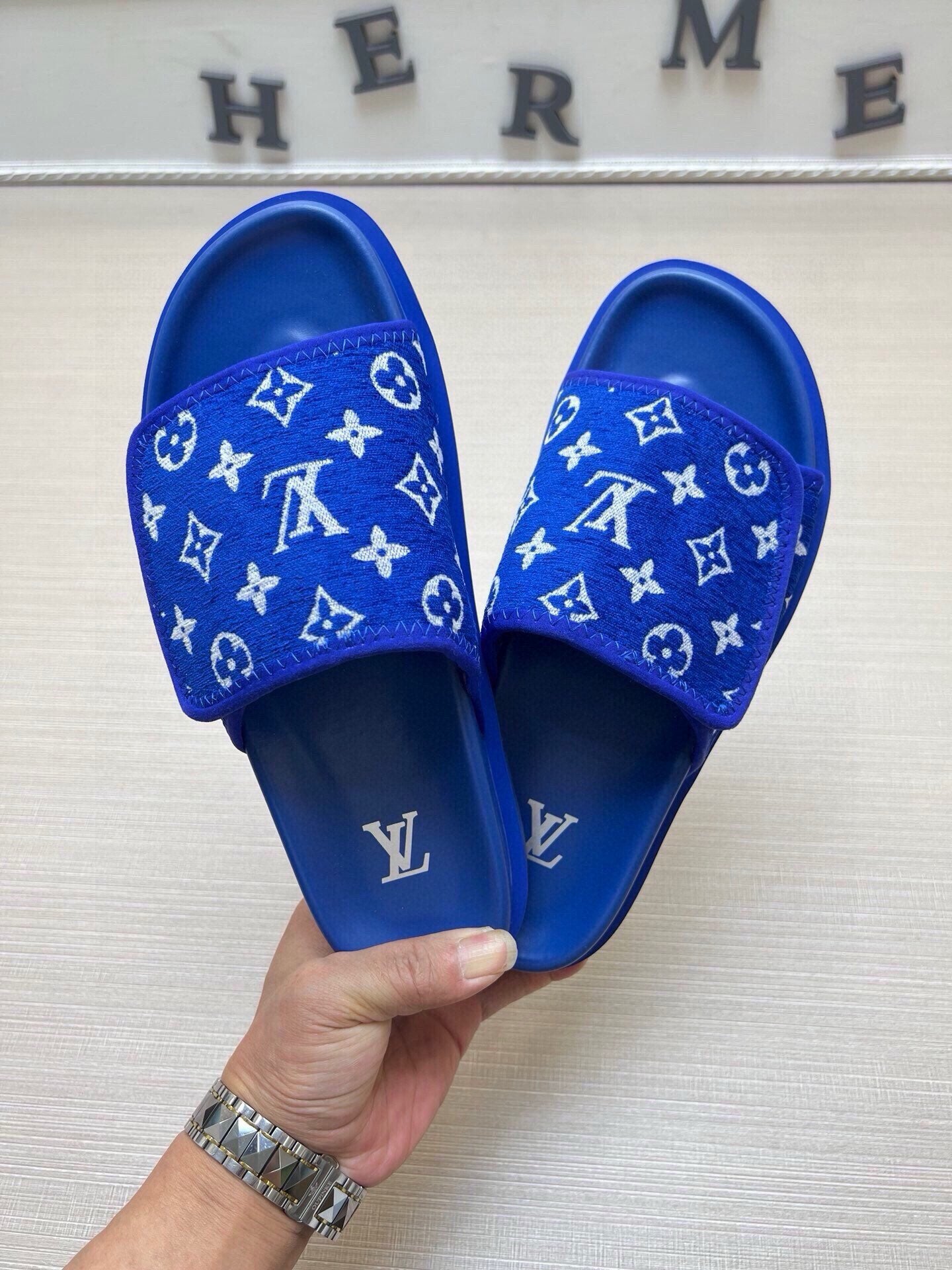 5LE209ZDE Stylish Slippers