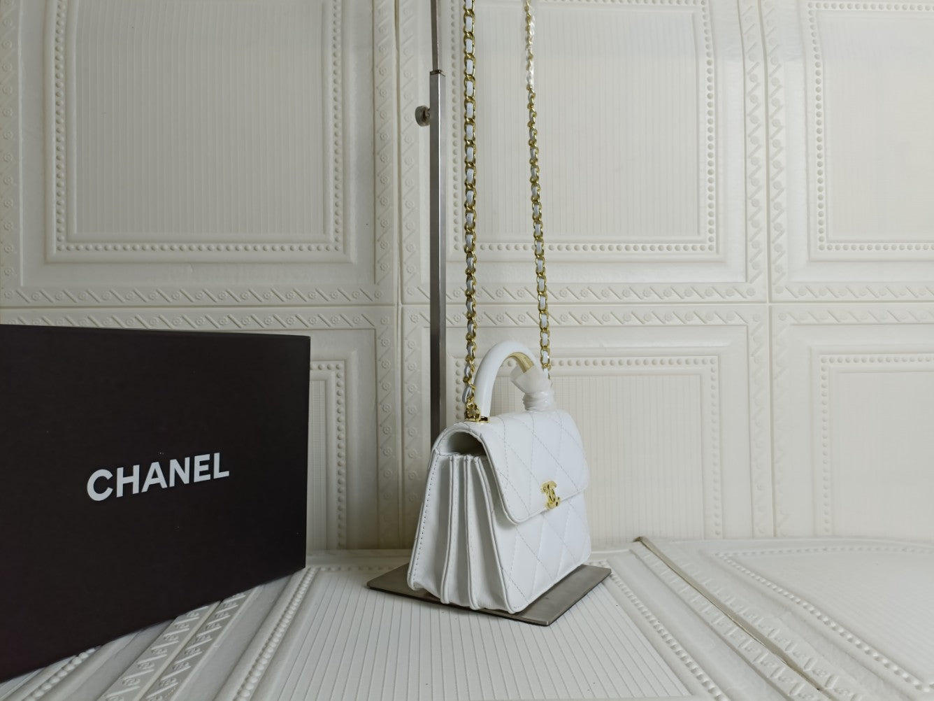 1XC60BDE Stylish leather bag 