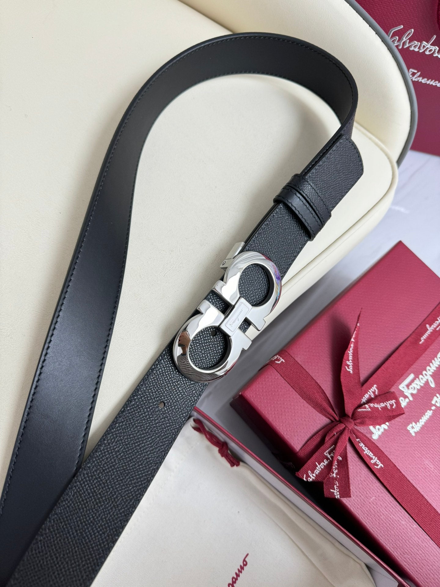 1WA170PDE Stylish  High quality belt With full package