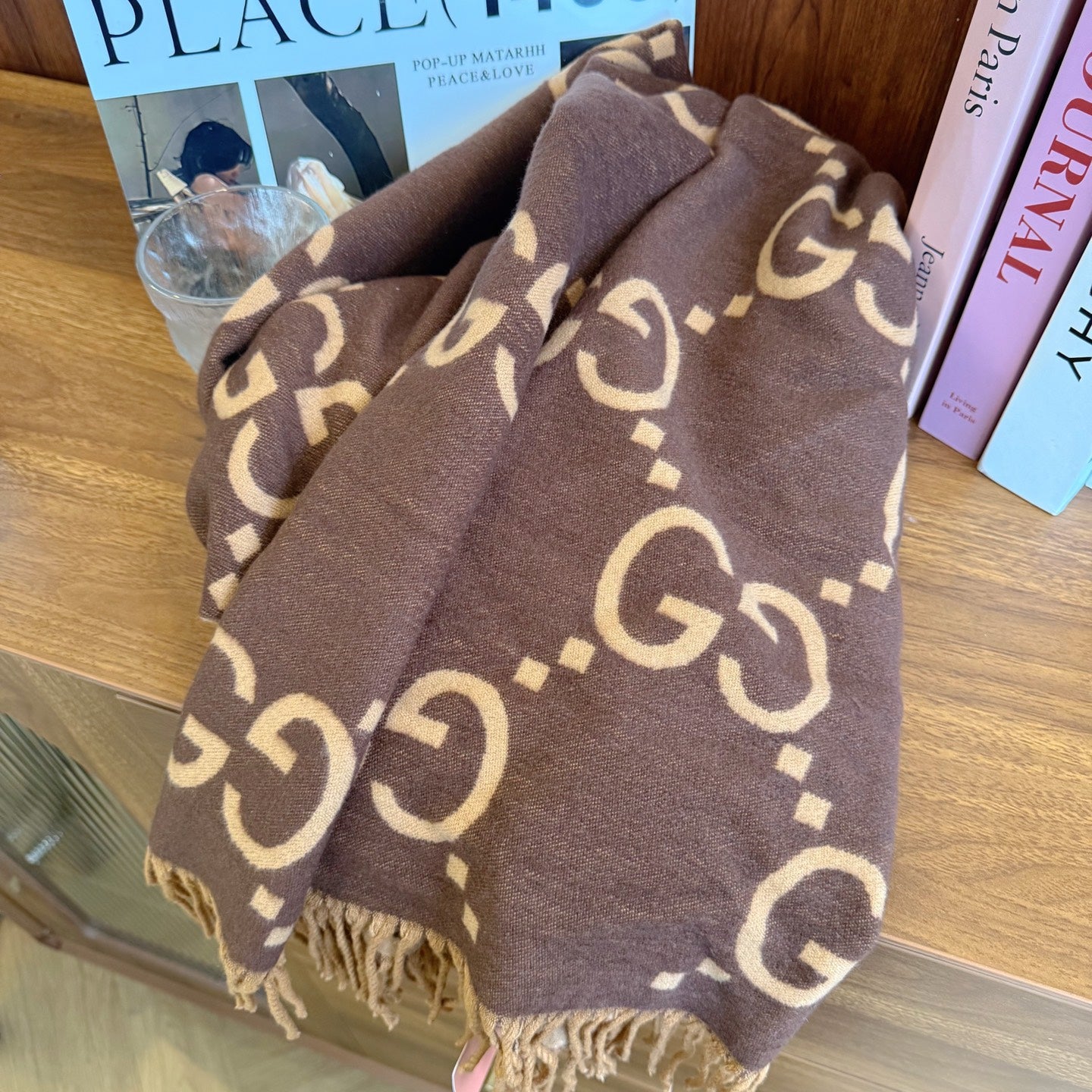 185ZB30WDE Stylish Winter Scarves