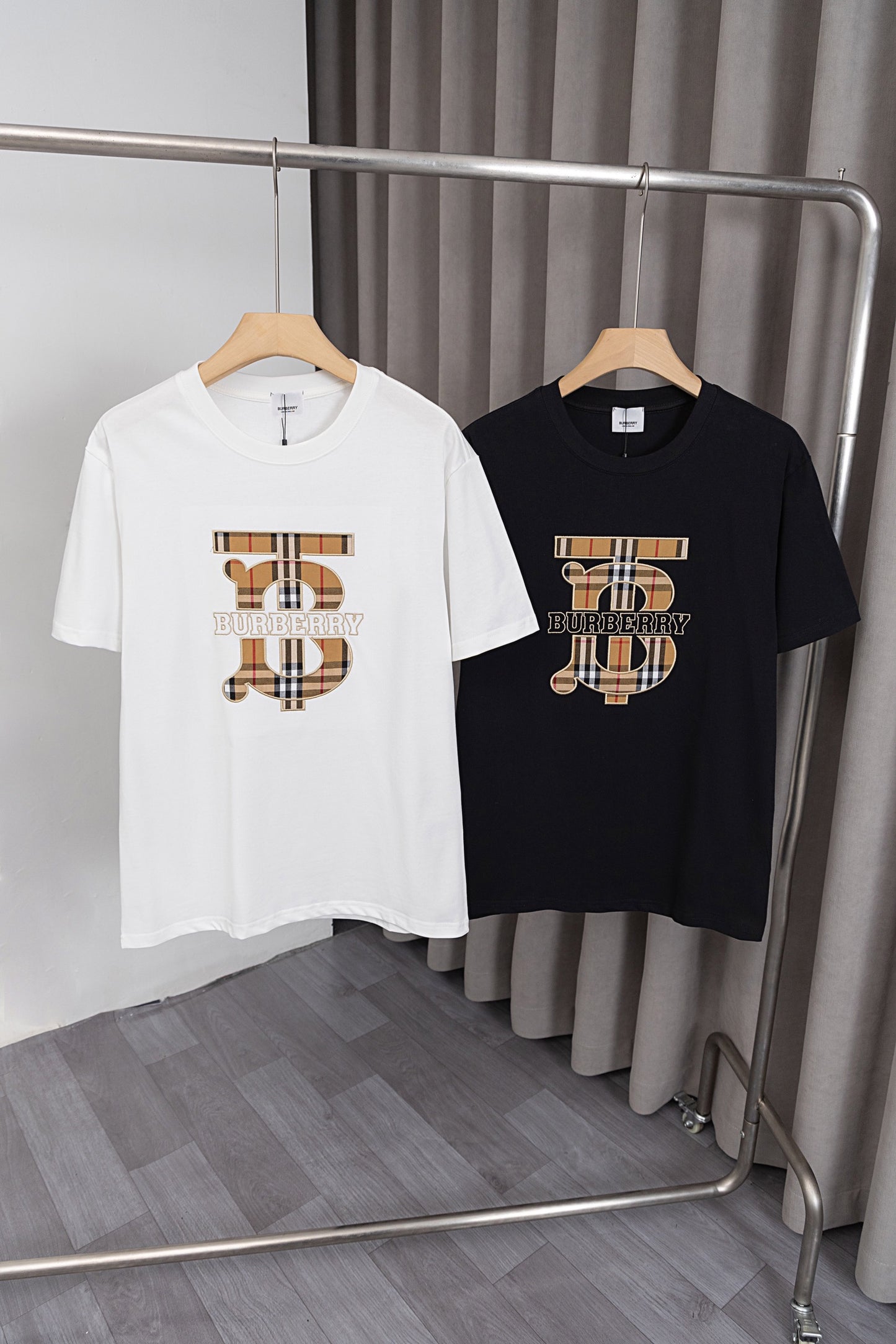 1ZR558UDE Stylish T-shirts