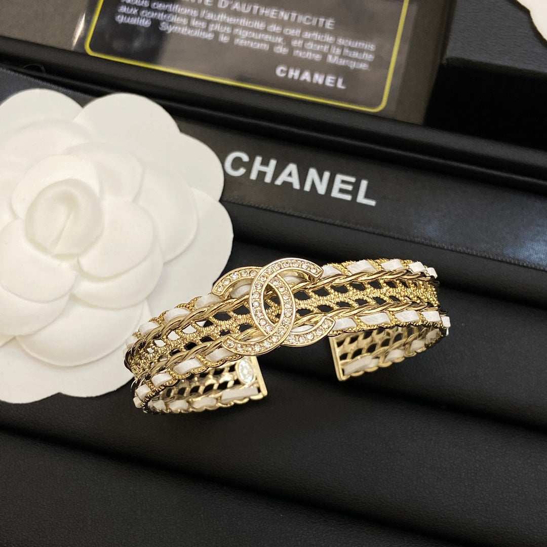 14C340KDE Stylish Bracelets