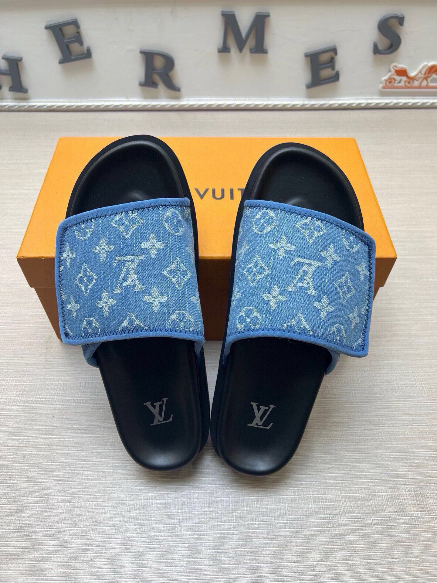 5LE207ZDE Stylish Slippers