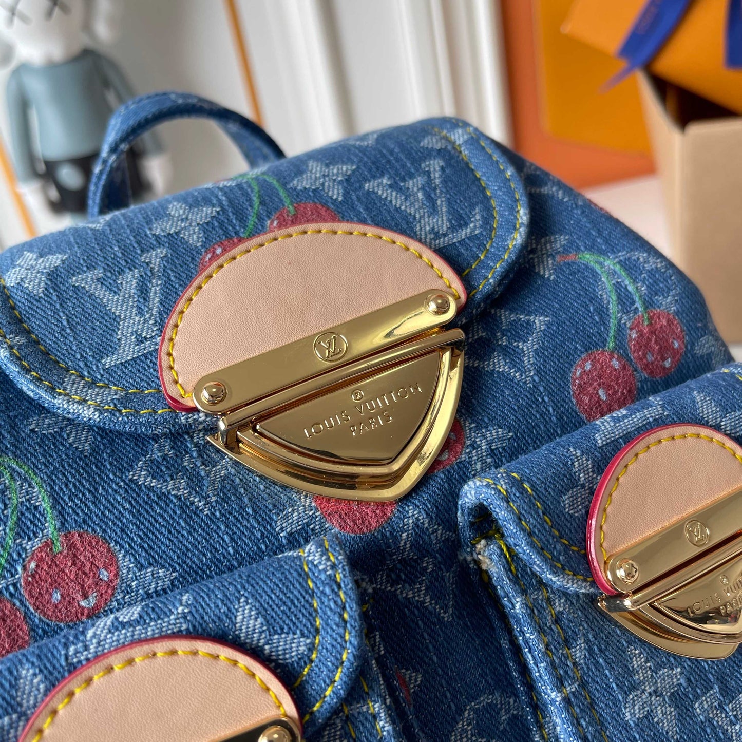 15RE25BDE Stylish denim bag