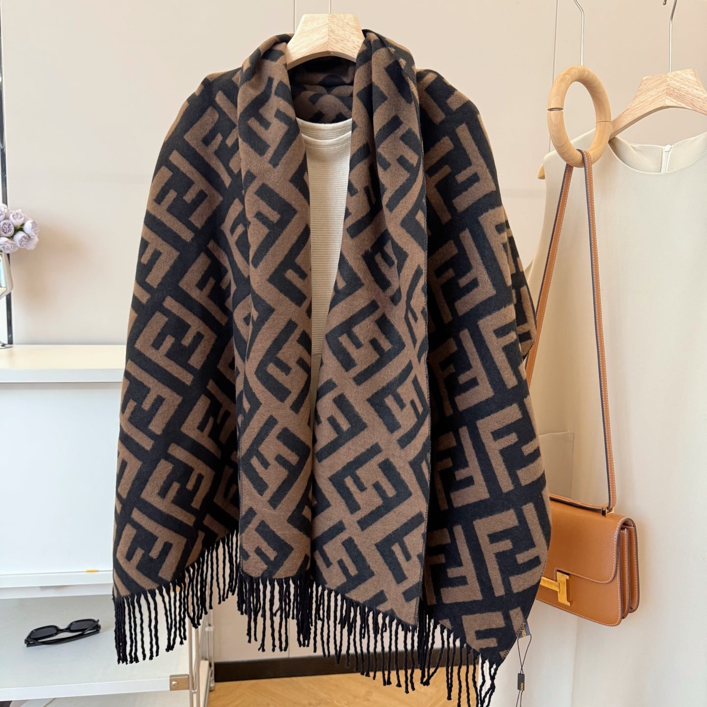 185ZF29WDE Stylish Winter Scarves