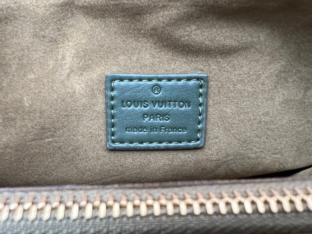 1XE180EDE Stylish leather bag 