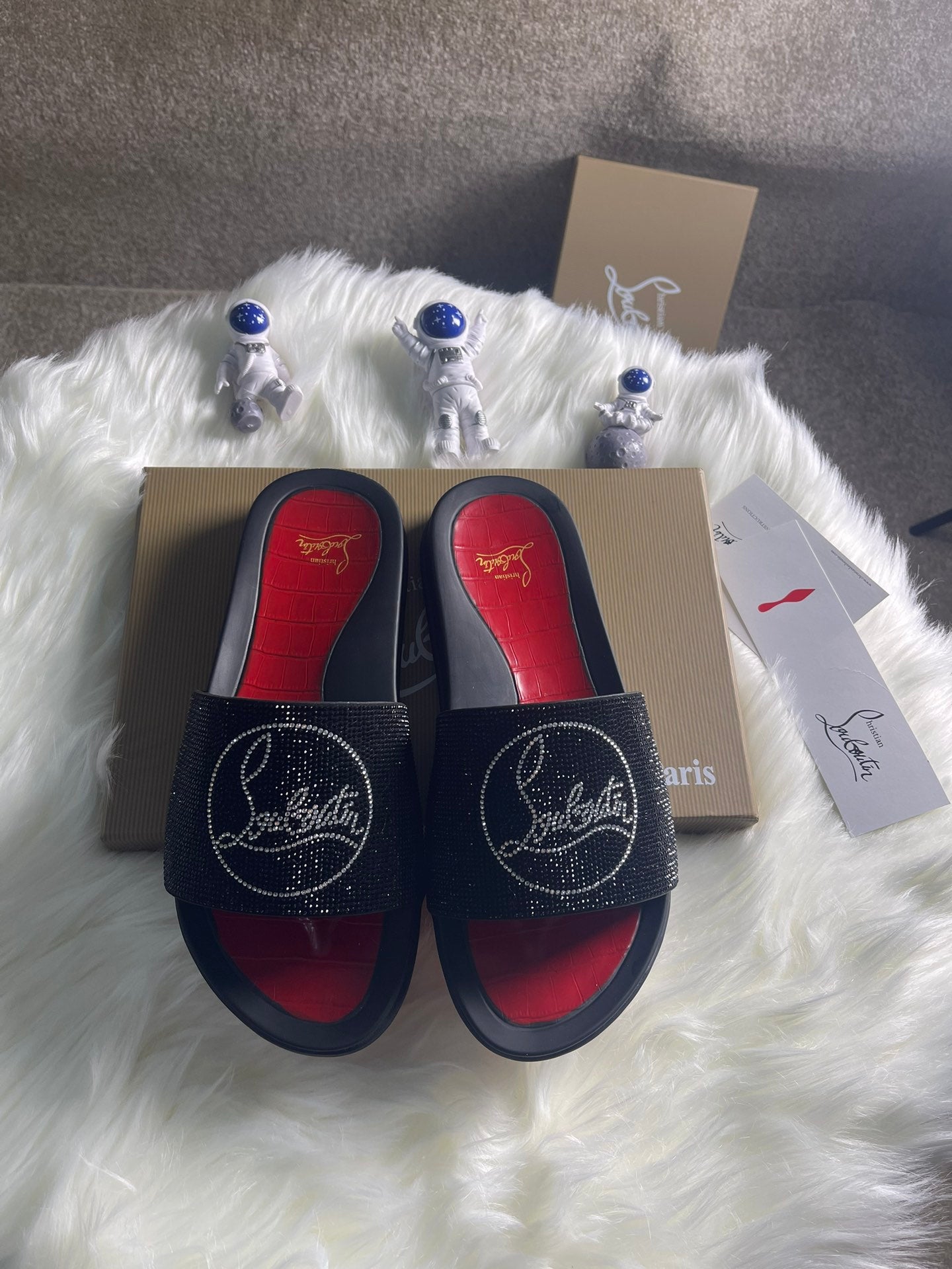 J4A23ZDE Stylish Slippers