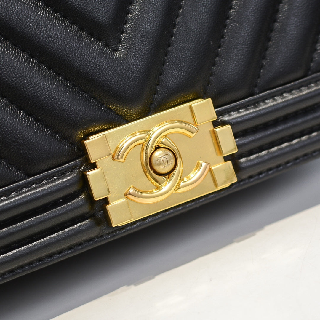 1XC413BDE Stylish leather bag