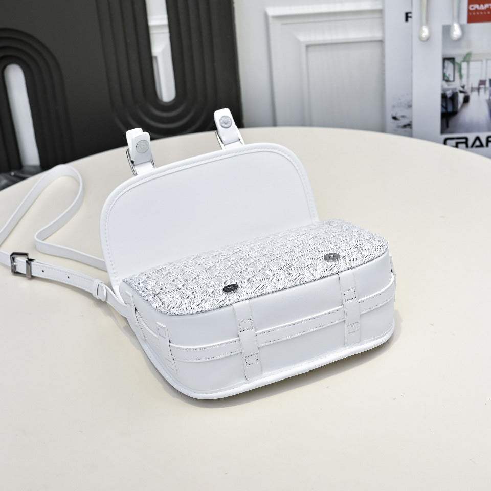 165RA4BDE Stylish leather bag