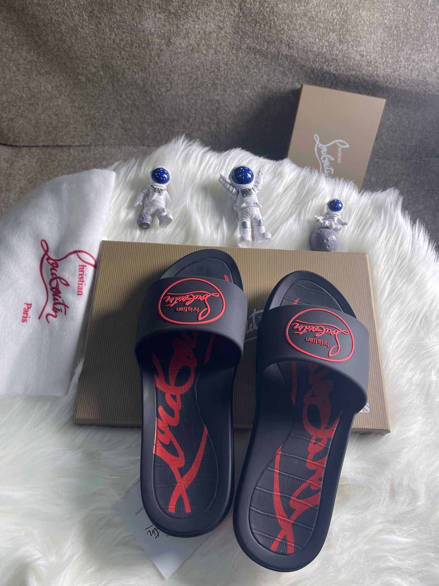 J4A23ZDE Stylish Slippers