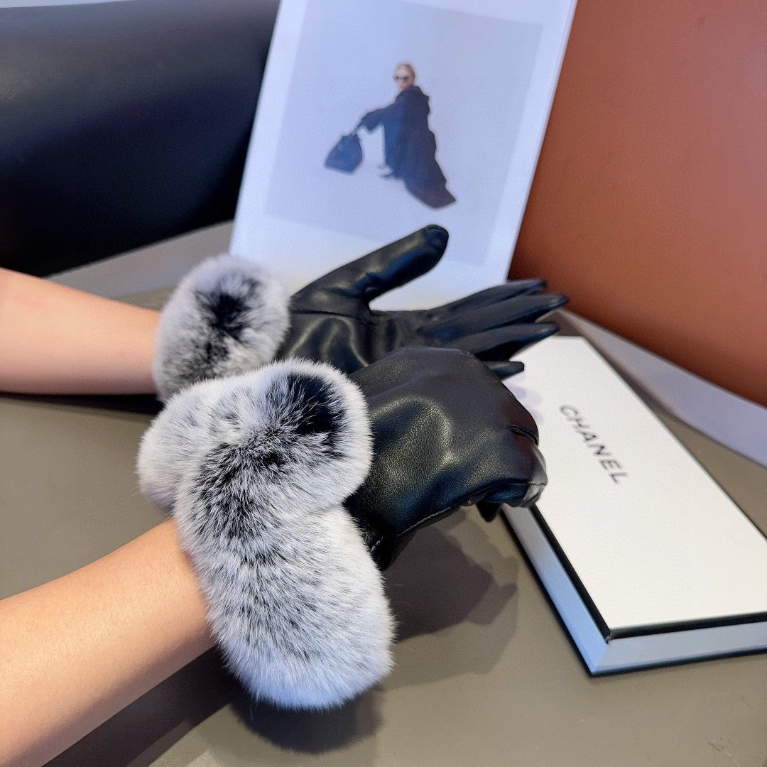 14C73SDE Stylish gloves