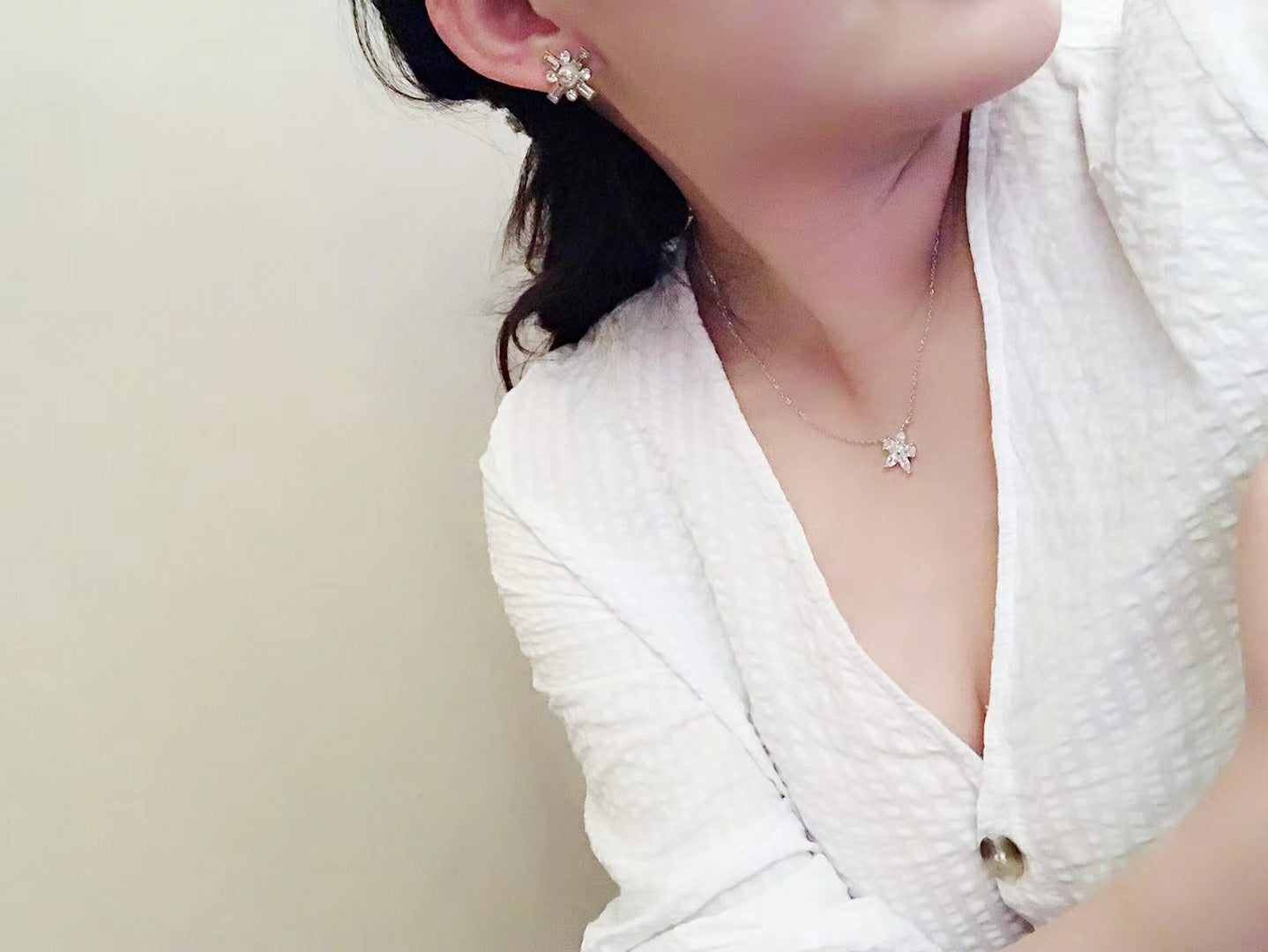 1YC147EDE Stylish Earrings